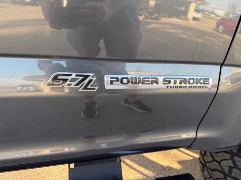 Used 2017 Ford F250 XLT w/ XLT Value Package image 12