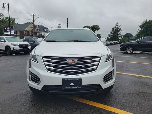 Used 2017 Cadillac XT5 Luxury w/ Driver Awareness Package AWD/4WD image 8