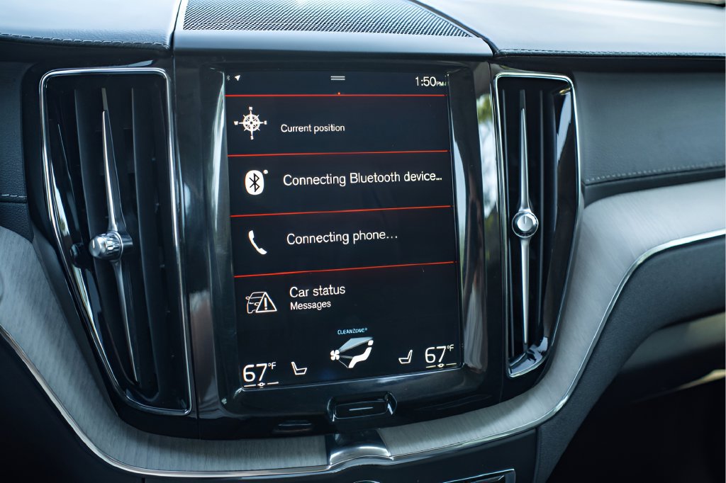 Used 2018 Volvo XC60 T8 Inscription w/ Luxury Seat Package AWD/4WD image 13