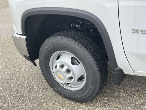 New 2025 Chevrolet Silverado 3500 W/T w/ WT Convenience Package image 26