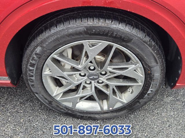 Used 2025 Genesis GV70 2.5T AWD/4WD image 21
