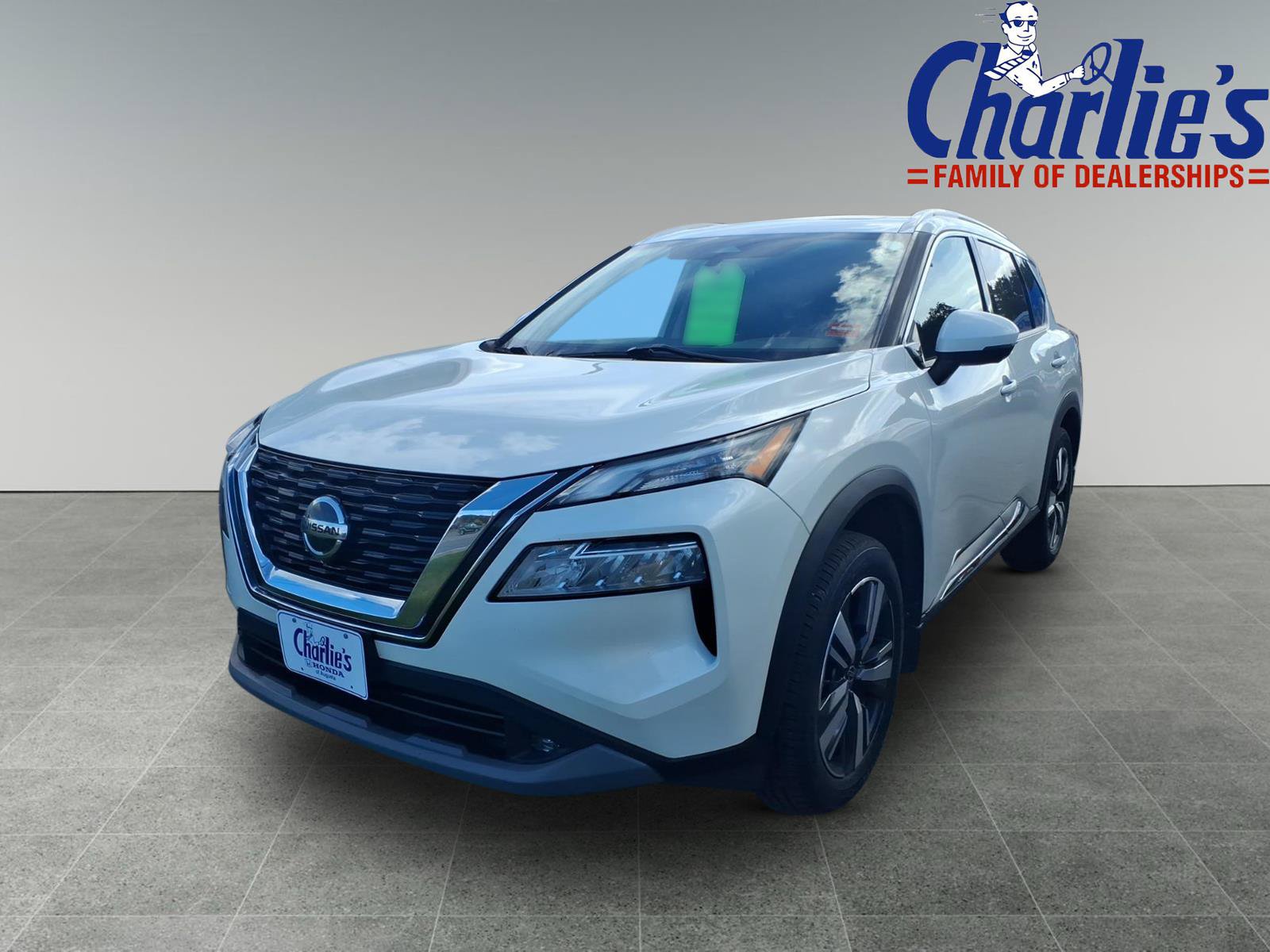 Used 2021 Nissan Rogue SL AWD/4WD image 1