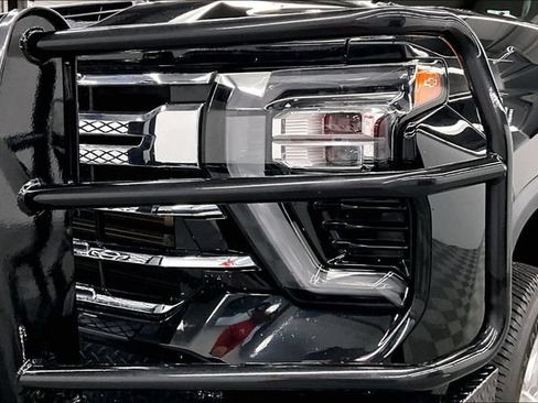 Used 2024 Chevrolet Silverado 3500 LTZ w/ LTZ Premium Package AWD/4WD image 35