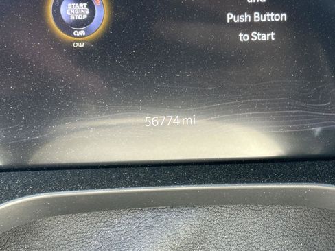 Used 2024 Jeep Grand Cherokee Altitude image 13