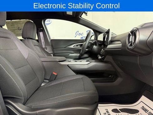 New 2026 Chevrolet Equinox EV LT image 16