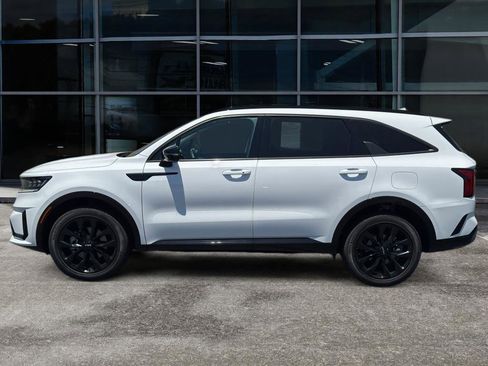Used 2023 Kia Sorento SX AWD/4WD image 8