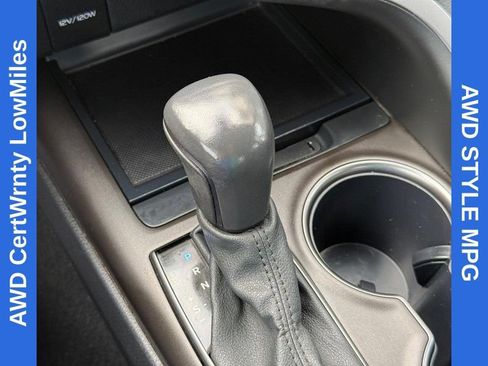 Used 2024 Toyota Camry SE AWD/4WD image 27