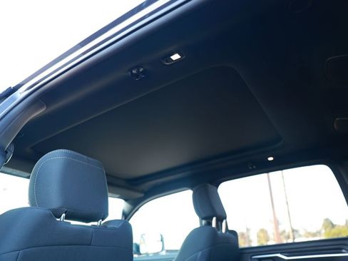 New 2026 RAM 1500 4x4 Crew Cab image 30