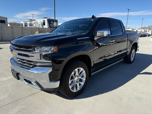 Used 2021 Chevrolet Silverado 1500 LTZ w/ LTZ Premium Package image 7