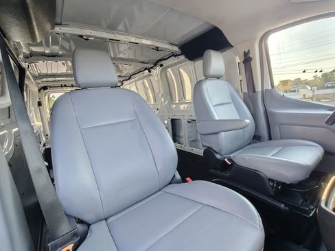 Used 2018 Ford Transit 250 148 Low Roof image 26