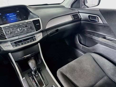 Used 2013 Honda Accord LX image 21