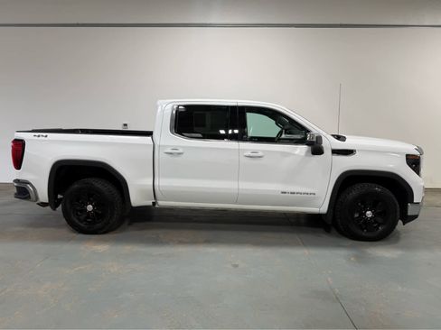 Used 2023 GMC Sierra 1500 SLE AWD/4WD image 6