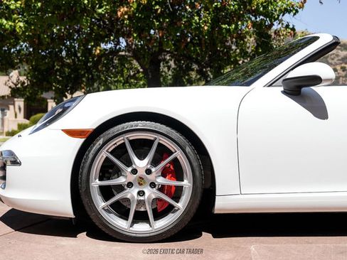 Used 2015 Porsche 911 Carrera S RWD image 4