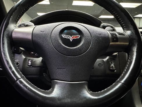 Used 2007 Chevrolet Corvette Convertible w/ Preferred Equipment Group RWD image 35