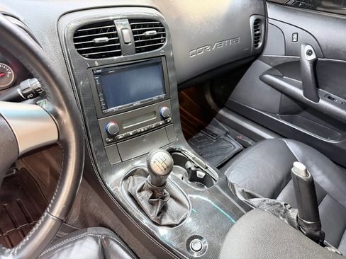 Used 2008 Chevrolet Corvette Coupe RWD image 19