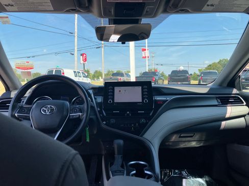 Used 2023 Toyota Camry LE FWD image 27