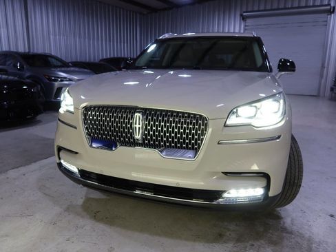 Used 2021 Lincoln Aviator Reserve w/ Equipment Group 201A image 47