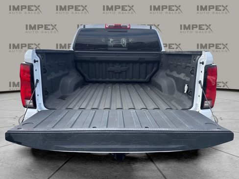 Used 2024 Chevrolet Colorado Z71 w/ Advanced Trailering Package AWD/4WD image 28