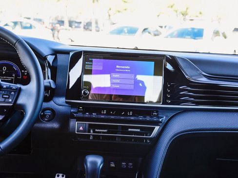 Used 2026 Toyota Camry SE image 16