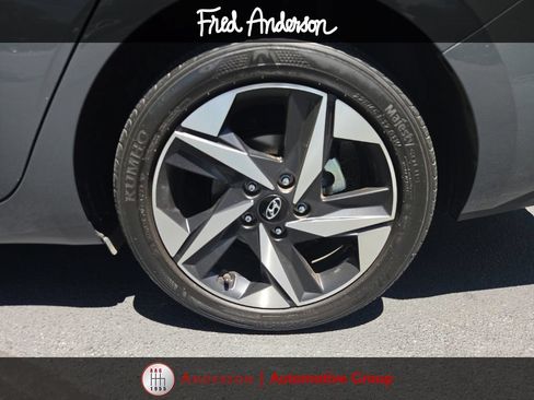 Used 2023 Hyundai Elantra SEL w/ Convenience Package FWD image 14