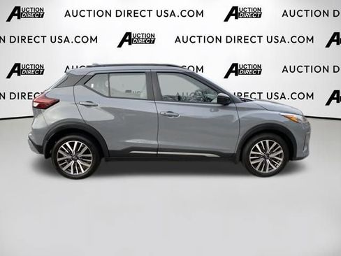Used 2023 Nissan Kicks SR w/ SR Premium Package image 22