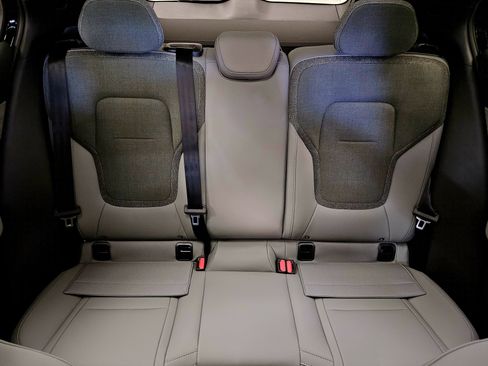 New 2026 Volvo EX30 Cross Country Ultra w/ Protection Package Premier AWD/4WD image 36