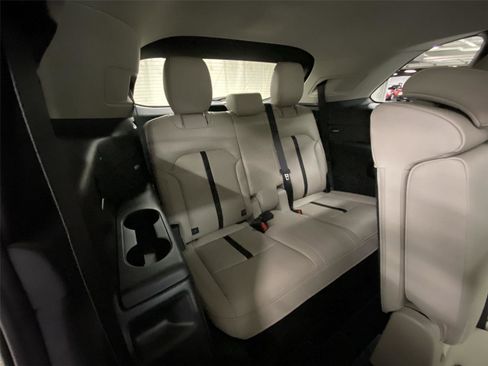 Used 2024 MAZDA CX-90 3.3 Turbo w/ Preferred Plus image 30