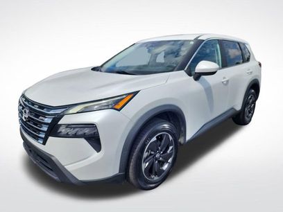 Used 2024 Nissan Rogue SV
