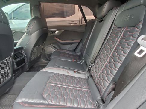 Used 2021 Audi RS Q8 w/ Luxury Package AWD/4WD image 5