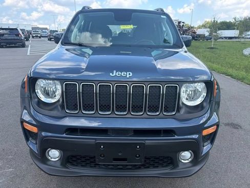 Used 2020 Jeep Renegade Latitude w/ Cold Weather Group AWD/4WD image 3