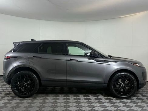 Used 2020 Land Rover Range Rover Evoque SE image 9