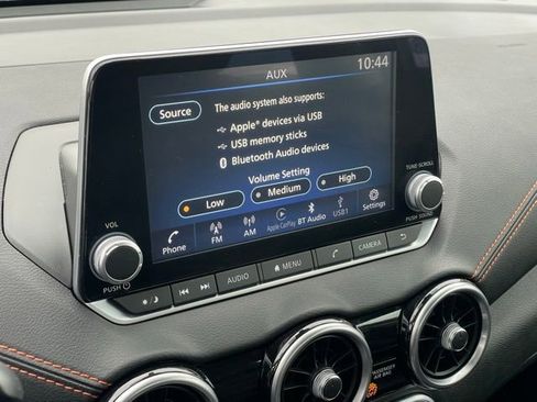 Used 2023 Nissan Sentra SR w/ SR Premium Package FWD image 19