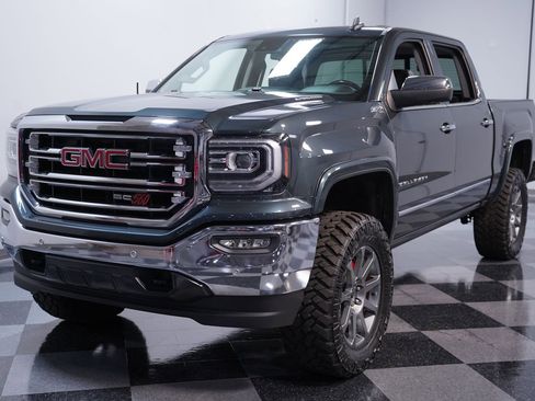 Used 2018 GMC Sierra 1500 SLT image 15