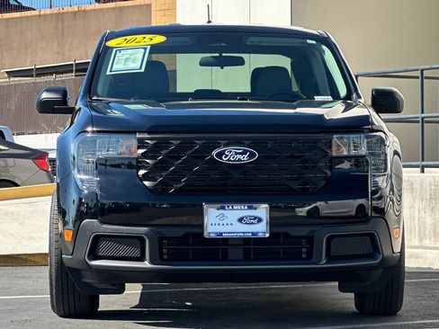 Certified 2025 Ford Maverick XLT image 8