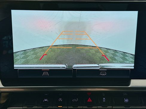 Used 2023 GMC Sierra 1500 Elevation AWD/4WD image 21