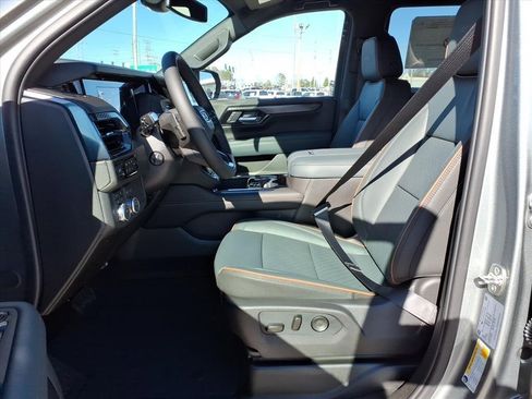 New 2026 GMC Yukon XL AT4 image 11