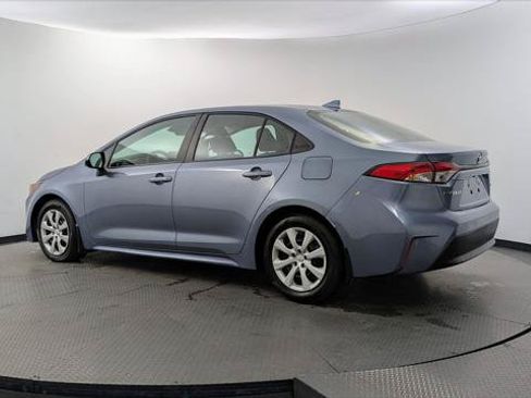Used 2026 Toyota Corolla LE FWD image 4