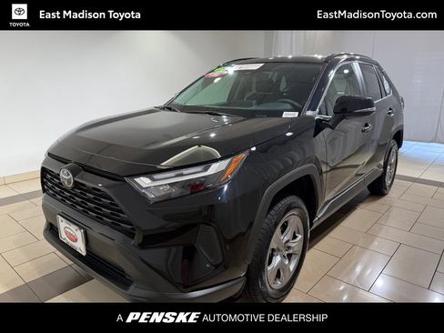 Certified 2025 Toyota RAV4 XLE AWD/4WD image 1