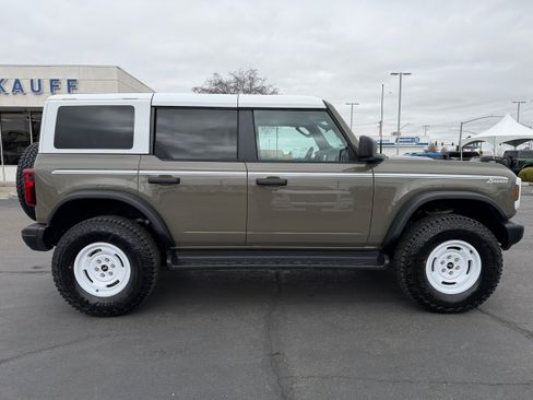 New 2026 Ford Bronco Heritage Edition AWD/4WD image 2