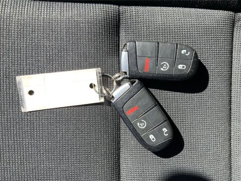 Used 2015 Jeep Grand Cherokee Laredo w/ Quick Order Package 23E image 35