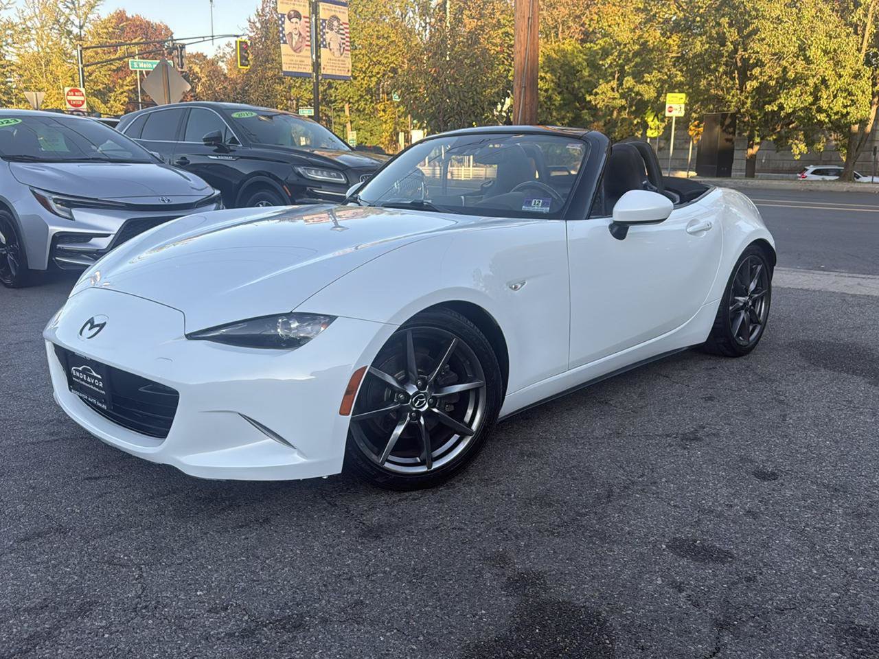 Used 2016 MAZDA MX-5 Miata Grand Touring RWD image 4