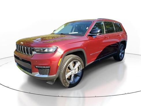 Used 2021 Jeep Grand Cherokee L Limited image 3