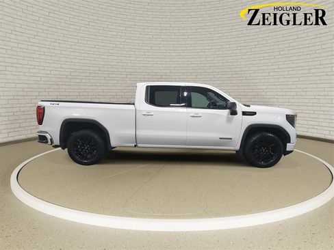 Used 2022 GMC Sierra 1500 Elevation image 4