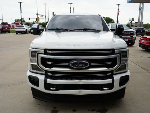 Used 2022 Ford F250 Platinum w/ FX4 Off-Road Package image 39