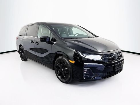 Used 2023 Honda Odyssey Sport image 11