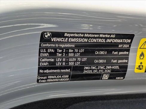 Used 2024 BMW X7 M60i w/ M Sport Professional Package image 28