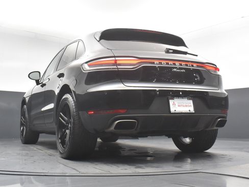 Used 2019 Porsche Macan AWD/4WD image 21
