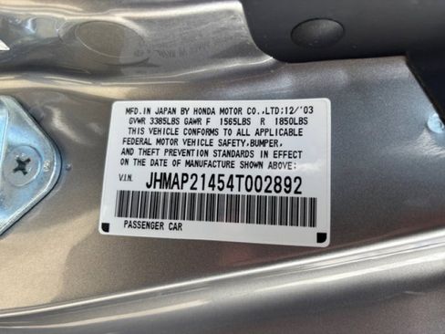 Used 2004 Honda S2000 image 19