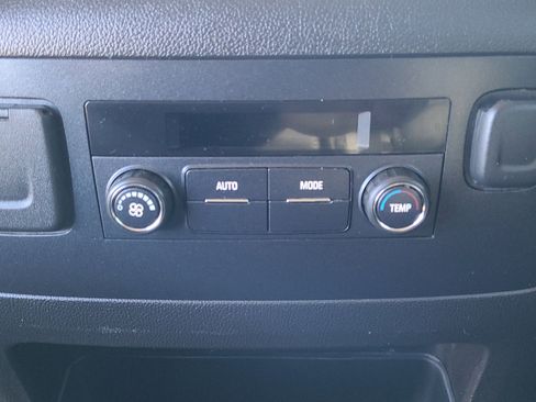 Used 2015 Chevrolet Tahoe 4WD image 10