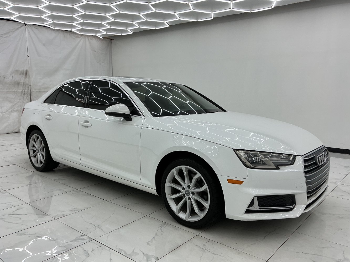 Used 2019 Audi A4 2.0T Premium w/ Convenience Package FWD image 7